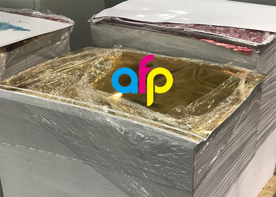 Film van de steen de Gouden Metaalpolyester, 24 Micronpolyester het Lamineren Film